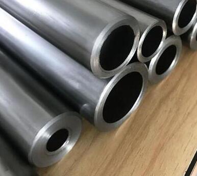 <a href=http://m.large-china.com/lbjmwfgg/ target=_blank class=infotextkey>冷拔精密無縫鋼管</a>生產廠家增多，市場市場供應壓力凸顯