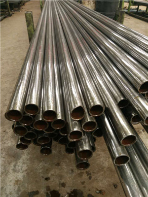 <a href=http://m.large-china.com target=_blank class=infotextkey>精密光亮管</a>